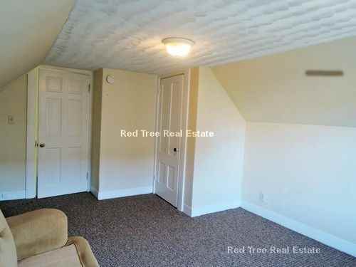 55 Linden St #2 - Photo 3 of 4
