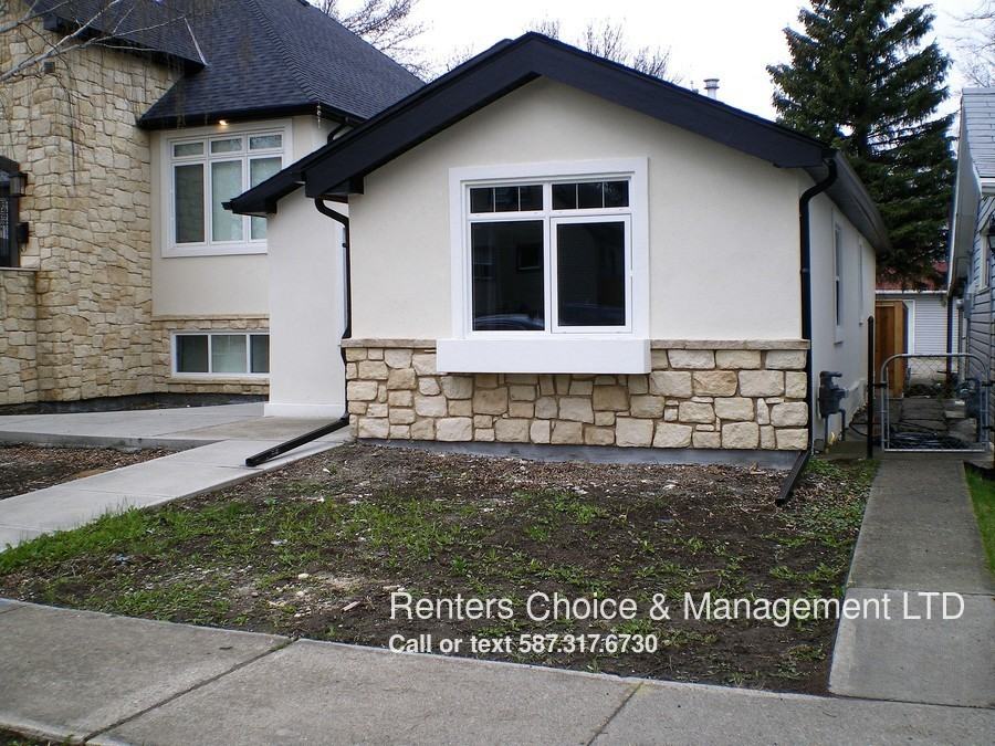 970 12 St S - Photo 3 of 32