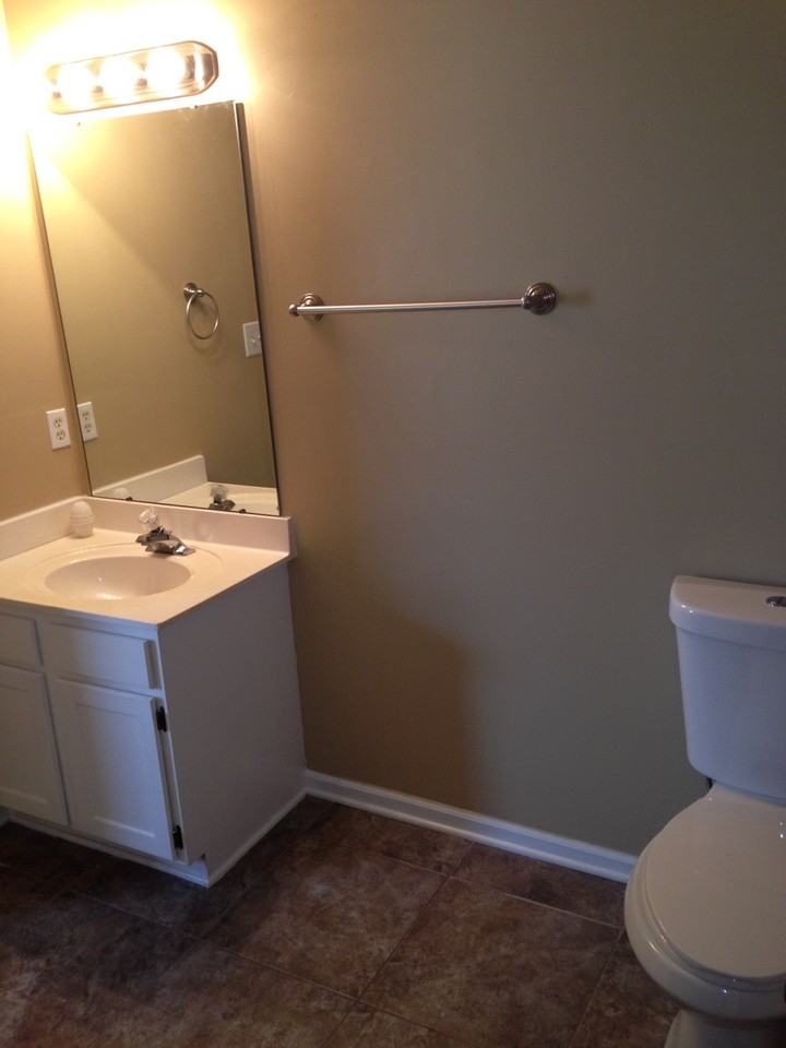 5807 Carolina Manor Ct - Photo 3 of 7