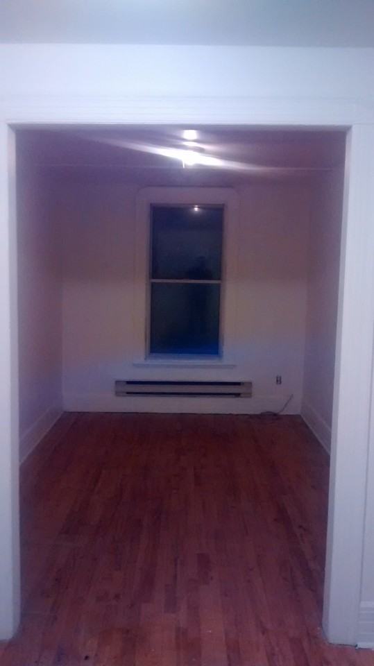 1074 Rue Addington - Photo 3 of 8