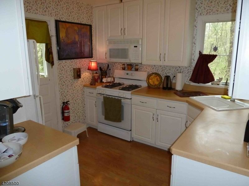 50 Mountainview Rd - Photo 2 of 16