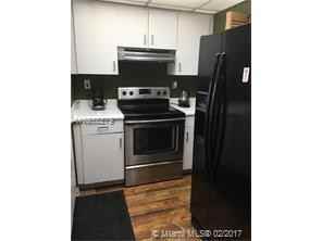 800 North Miami Avenue - Photo 3 of 10