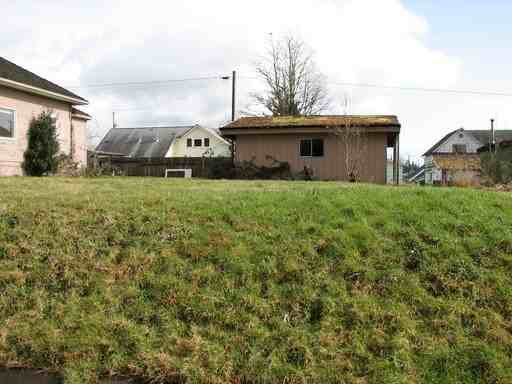 528 S 5th St - Photo 3 of 8