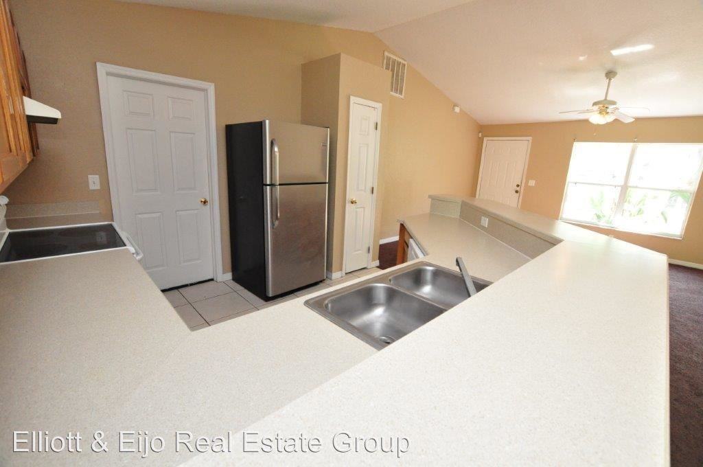 459 S Grady Ave - Photo 2 of 15