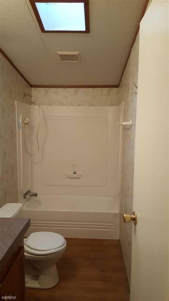 297 Windwood Dr - Photo 2 of 5