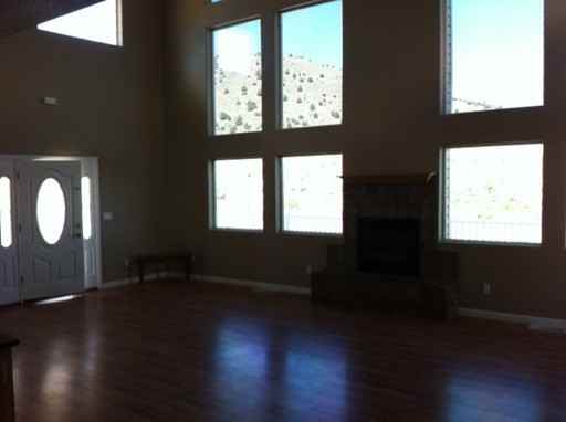 1929 Churchill St - Photo 3 of 7