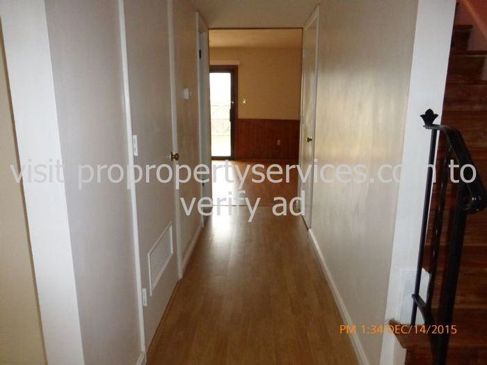 8373 Discovery Blvd - Photo 2 of 20