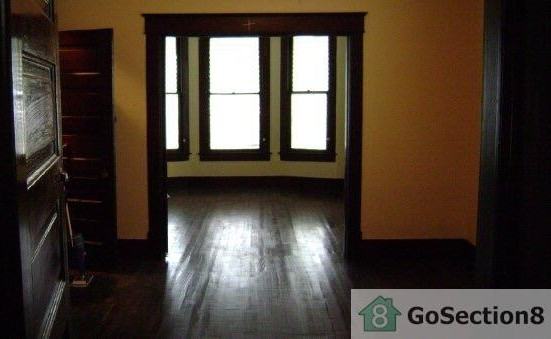 3410 Ball St - Photo 3 of 9