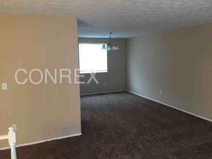 1456 Kingsbury Dr - Photo 3 of 9