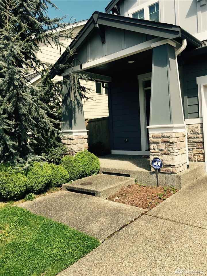 4021 64th Ave E - Photo 2 of 8