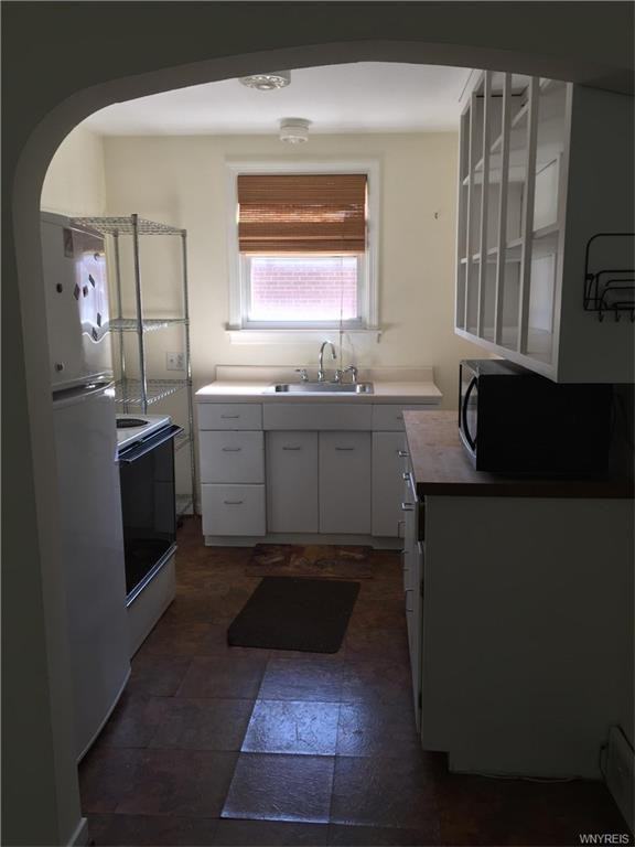 1433 Sheridan Dr - Photo 3 of 8