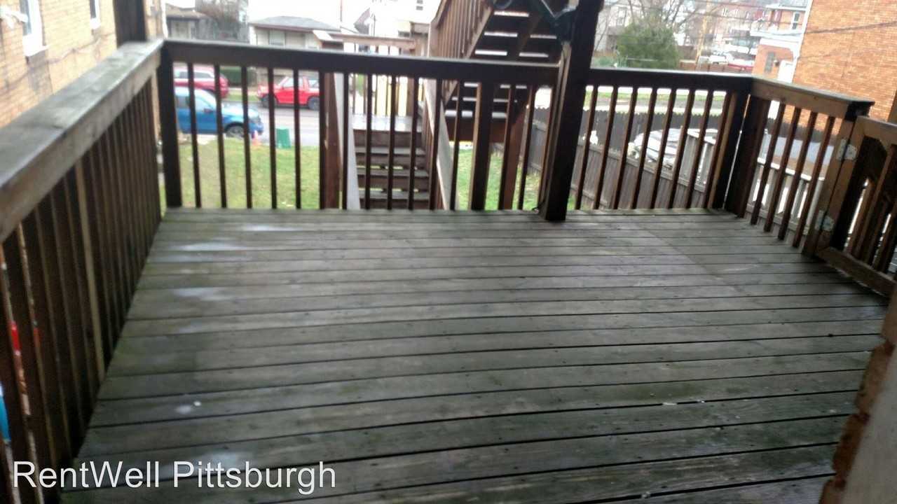 631 Beaver Rd - Photo 2 of 4
