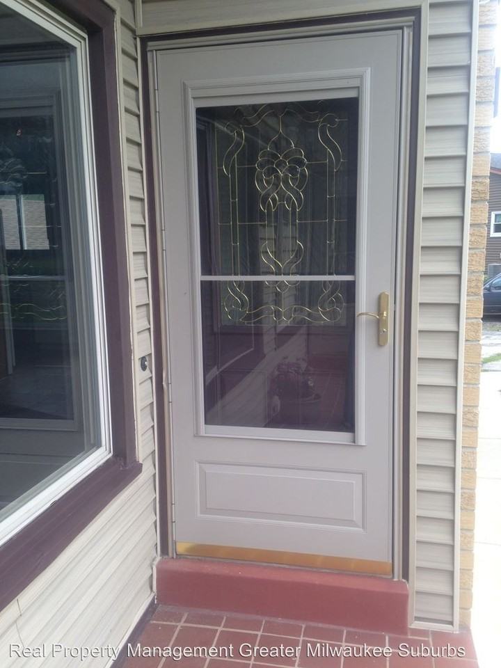 145 Ridge Ct - Photo 2 of 30
