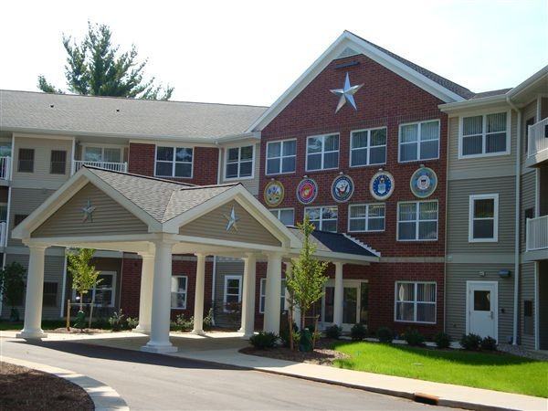 Silver Star Apts. - Photo 2 of 2