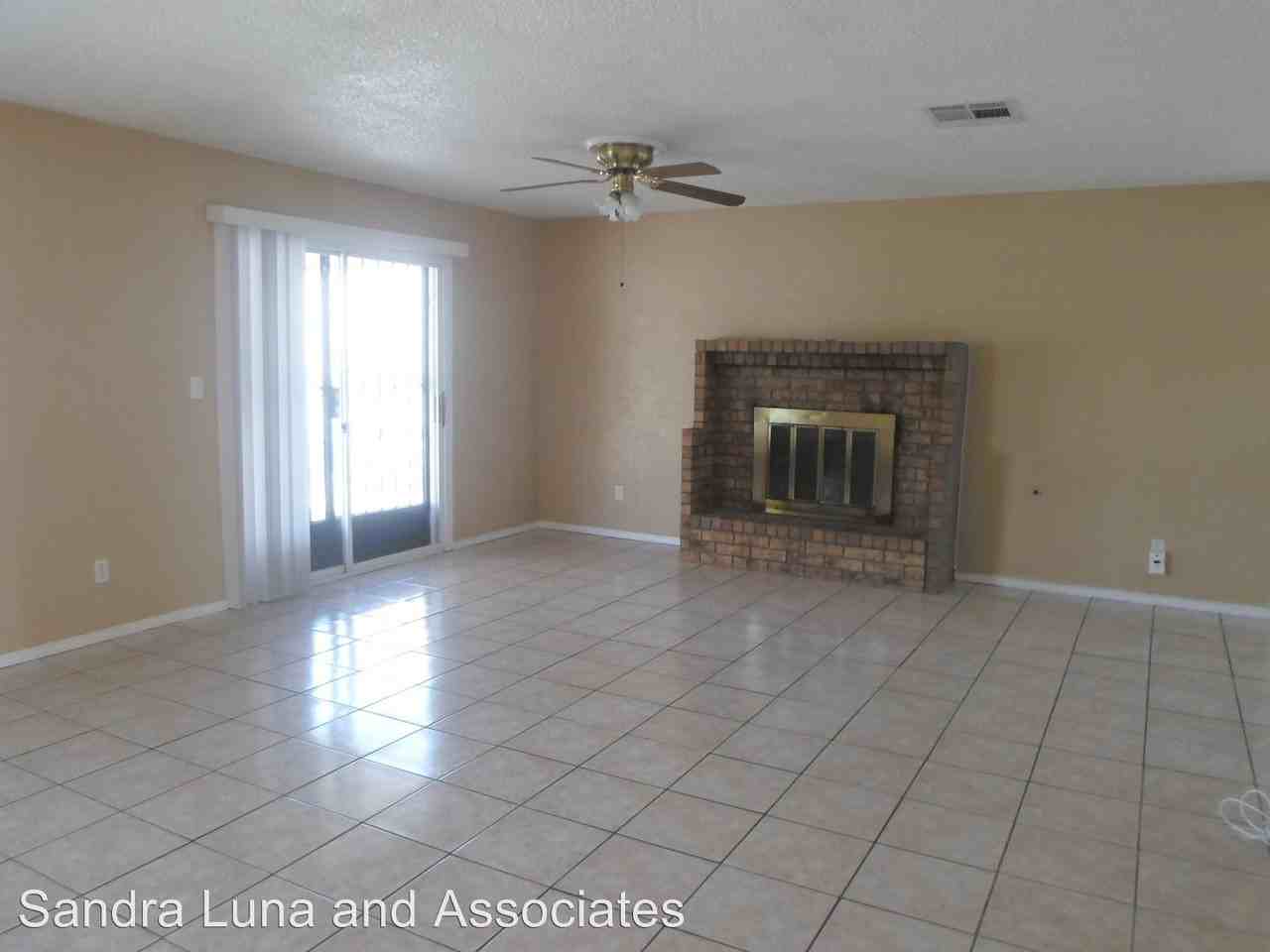 321 Corvena Way - Photo 3 of 11