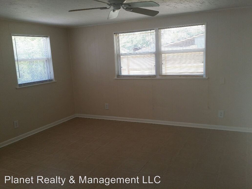 11949 Walle Dr - Photo 2 of 22