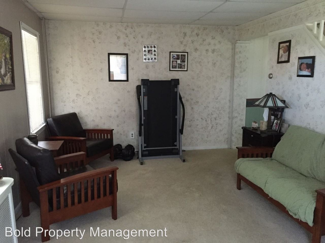 702 Hill Rd - Photo 2 of 16