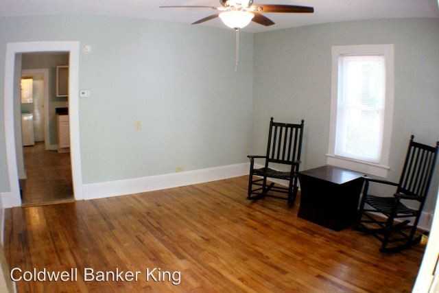 105 Beaver St - Photo 3 of 10