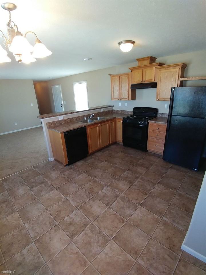 964 Laporte St - Photo 3 of 19