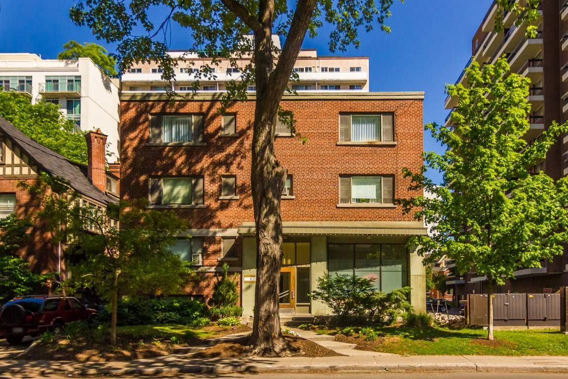 135 MacLaren Apartments for Rent 135 Maclaren St, Ottawa, ON K2P 0K8