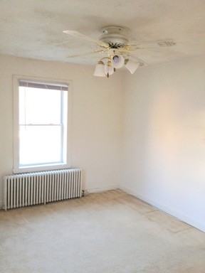 1400 N Kenilworth St - Photo 3 of 11