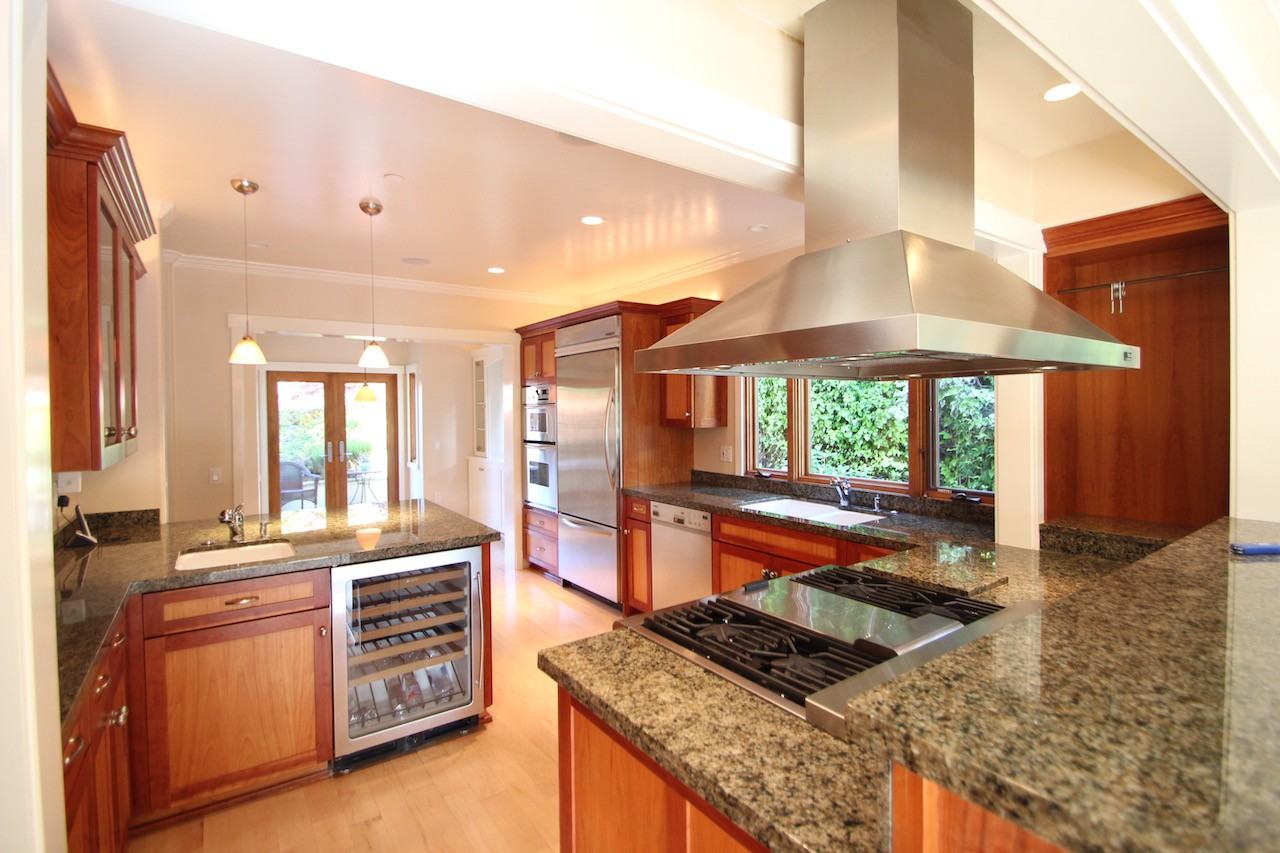 785 Marin Dr - Photo 2 of 21