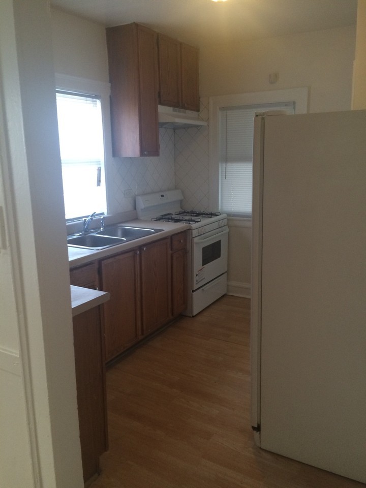 13 E 140th Ct - Photo 3 of 10