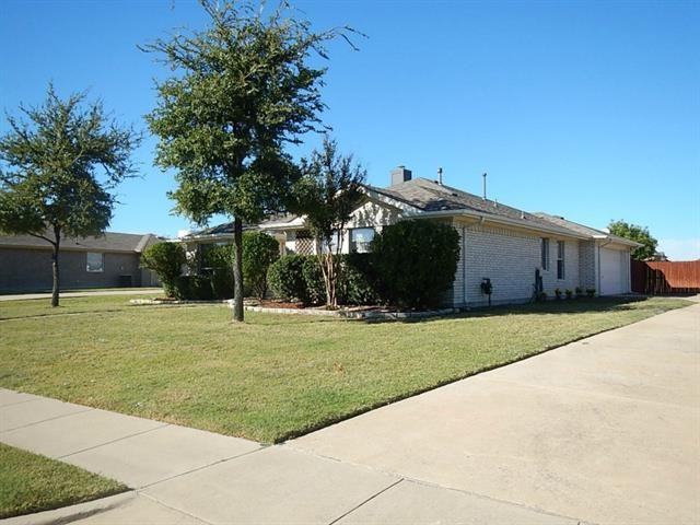 617 Rothschild Ln - Photo 3 of 14