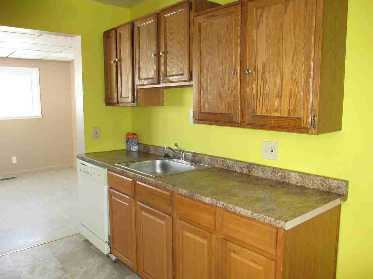 8283 Superior St - Photo 2 of 13