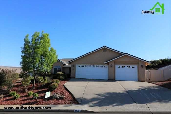 4152 Pembroke Ln - Photo 3 of 20