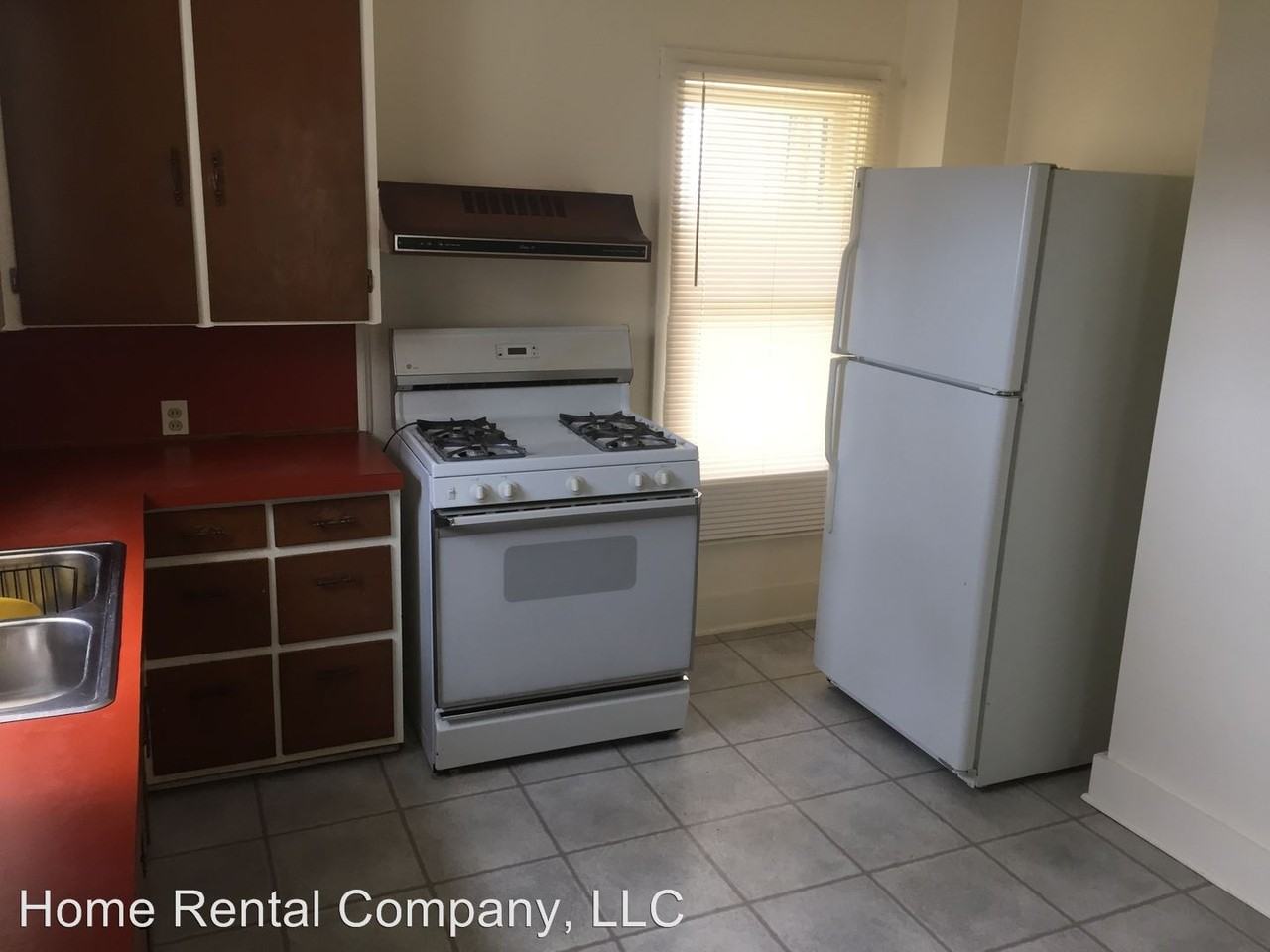 324 N Main St #1 - Photo 3 of 8