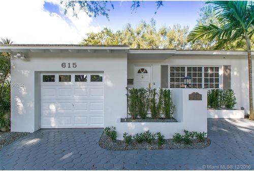 615 San Juan Dr - Photo 2 of 8