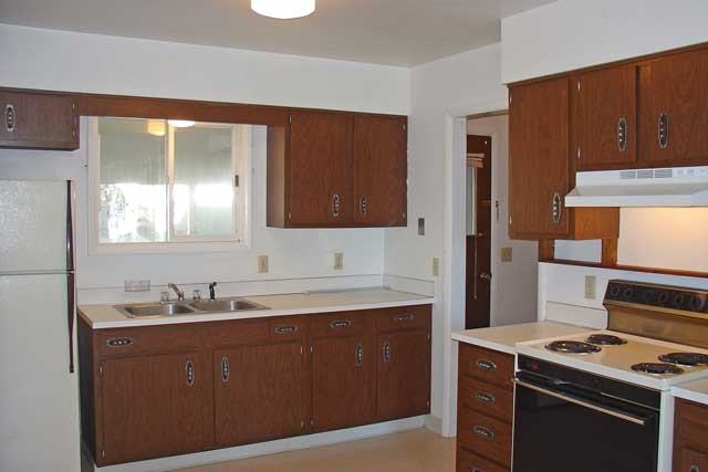 1720 Lynn Ave - Photo 3 of 6