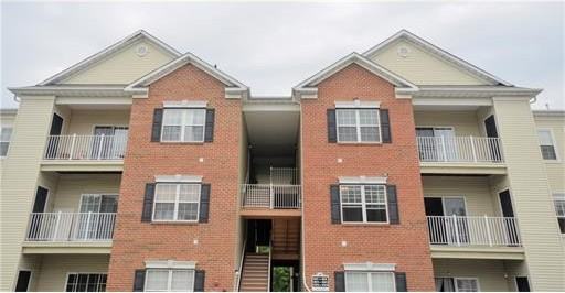 222 Lucy Ct - Photo 3 of 23