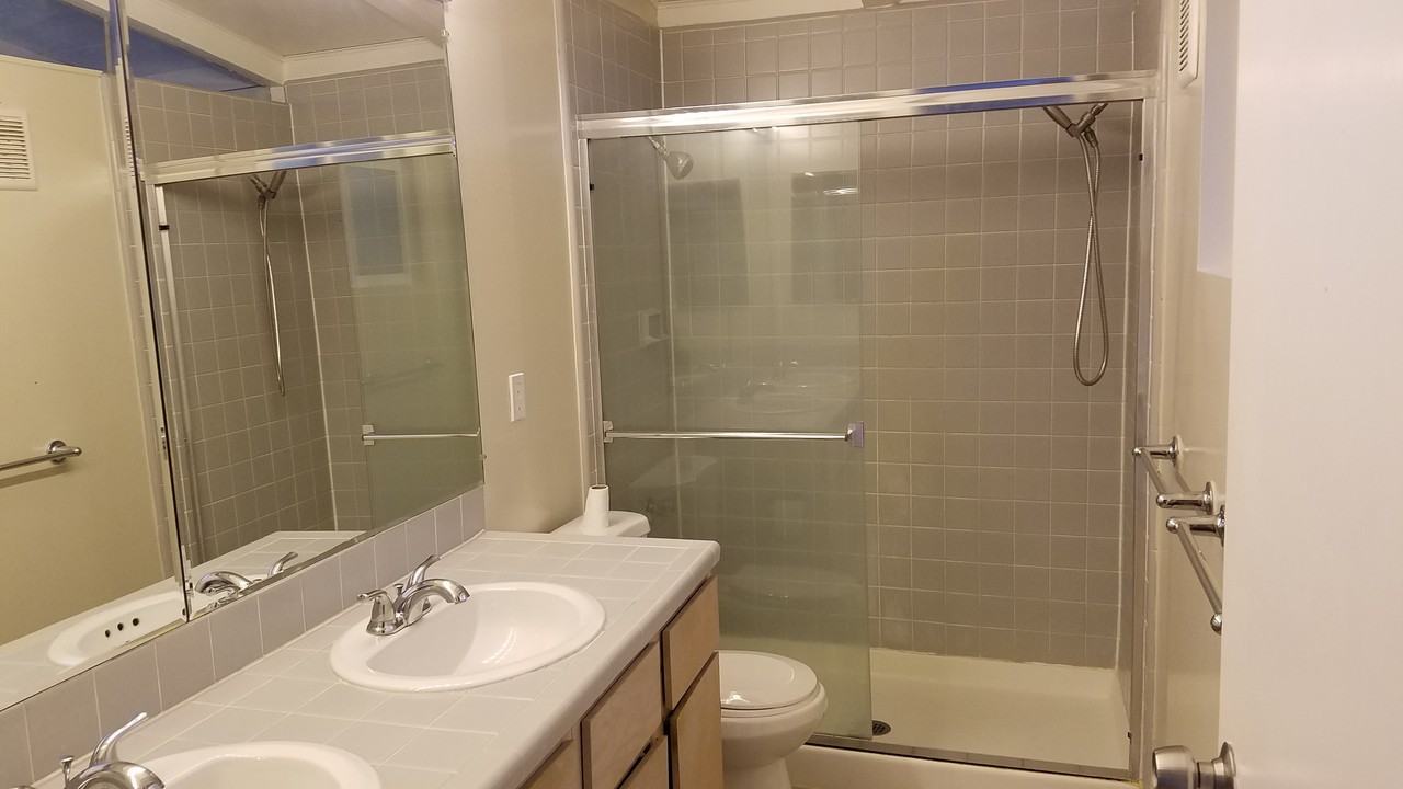 10721 Gascoigne Drive - Photo 3 of 5