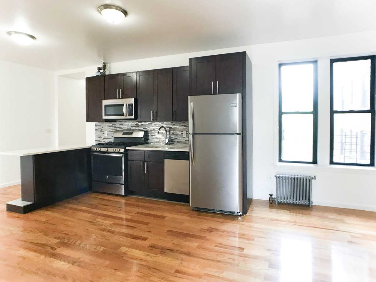 Broadway & W 162nd St #42