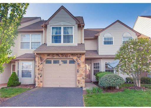 317 Pegasus Rd - Photo 2 of 15