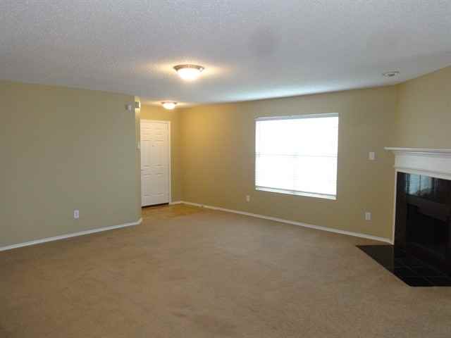 9713 Manassas Rd - Photo 2 of 9