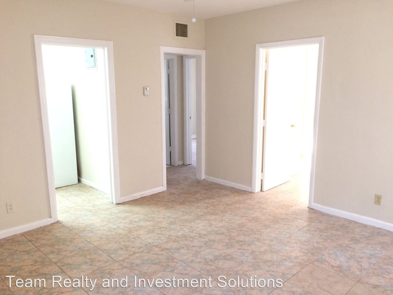 1010 Grant St - Photo 3 of 6