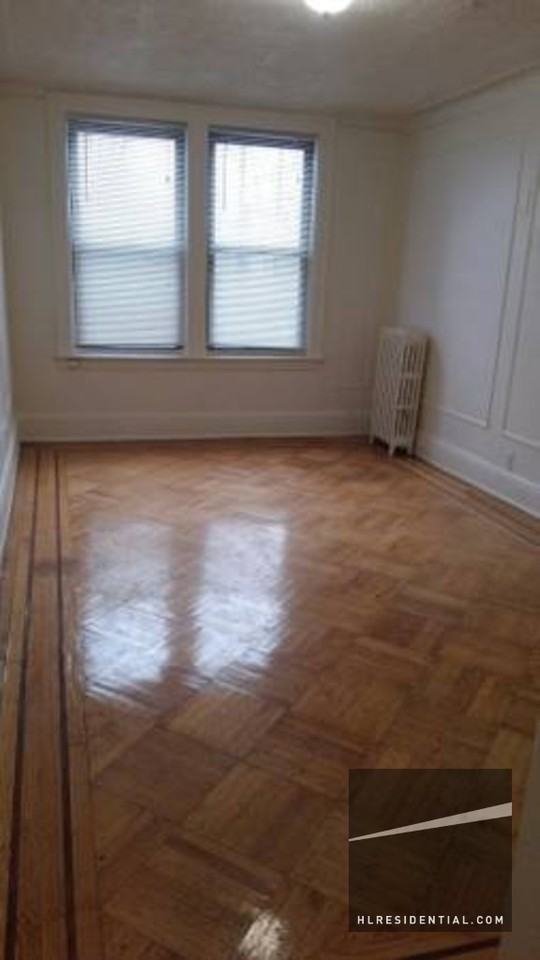 63-36 Woodhaven Blvd 2R - Photo 3 of 6