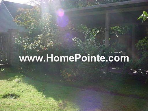 1038 10th Ave - Photo 3 of 12