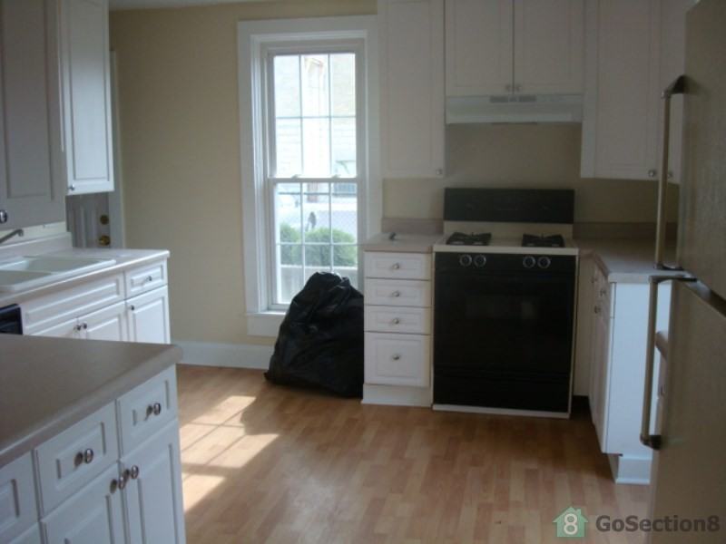 305 E Chicago St - Photo 2 of 7