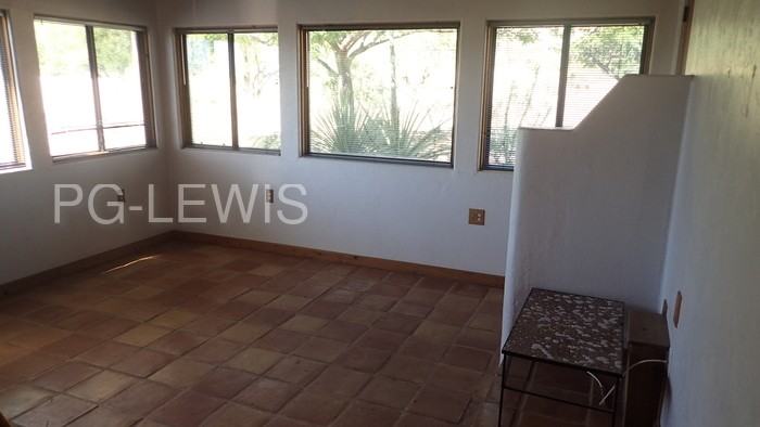 5276 E Valley Vista Dr - Photo 3 of 33