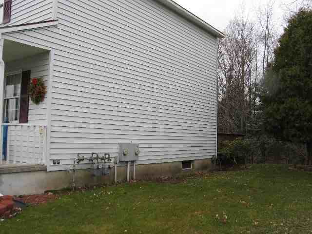 87 Oswego St - Photo 3 of 9