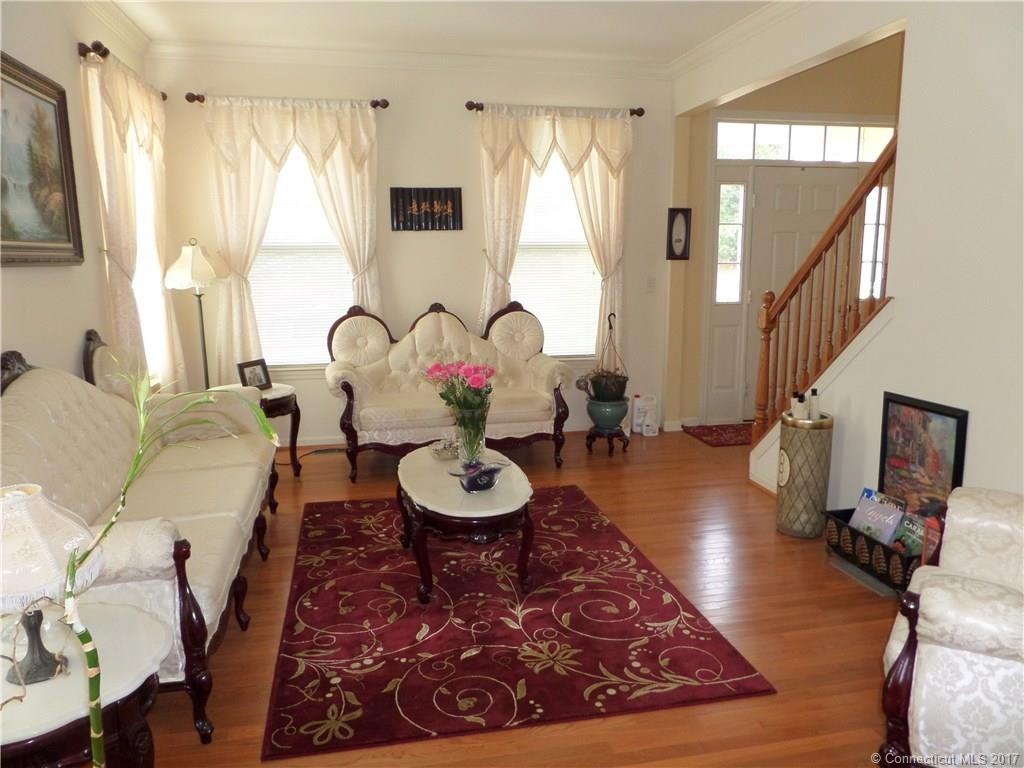 33 Independence Cir - Photo 3 of 21