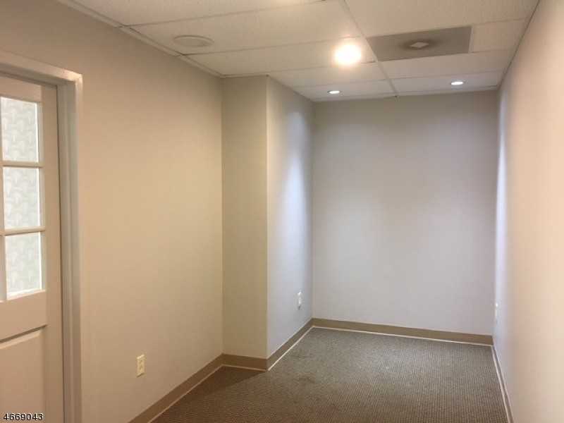 28 Millburn Ave - Photo 3 of 7