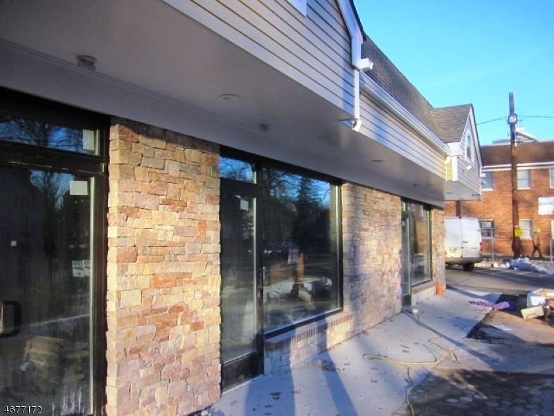 1006 S Ave W - Photo 3 of 8