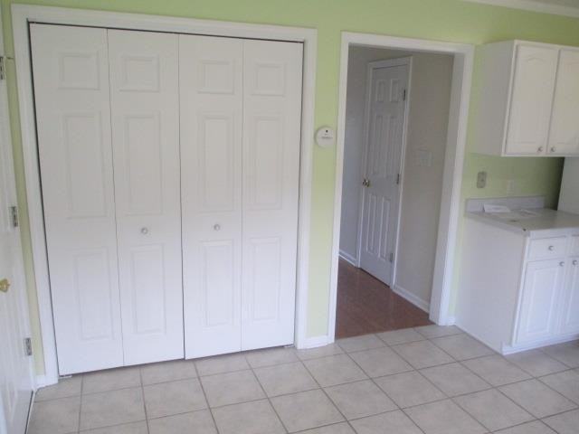 111 Pleasant Court - Photo 3 of 15