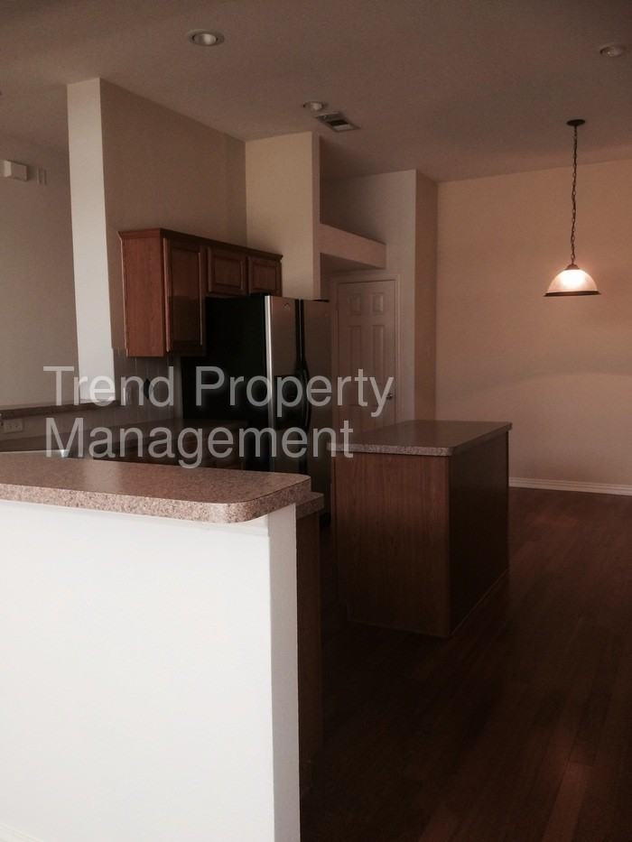 7913 Adobe Dr - Photo 3 of 6