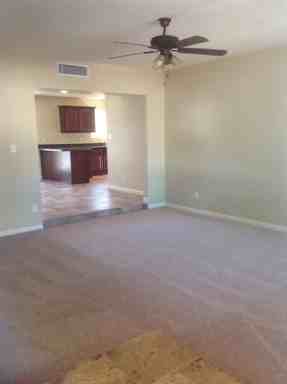 9215 N 39th Dr - Photo 2 of 17